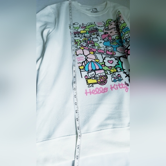 NEW Hello Kitty White Fleece Lined Sweatshirt Size L - Picture 16 of 16
